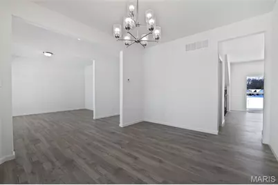 562 Evening Primrose Drive, Wentzville, MO 63385 - Photo 8