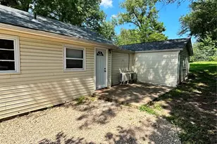 615 N Old Hwy 66, Bourbon, MO 65441 - Photo 14