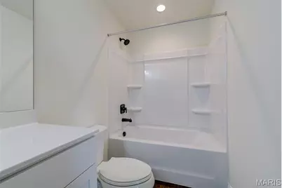 2025 Maryland Oaks Circle, Maryland Heights, MO 63146 - Photo 40