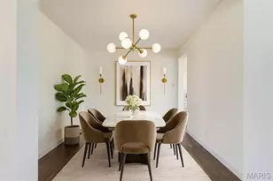 2025 Maryland Oaks Cir, Maryland Heights, MO 63146 - Photo 8