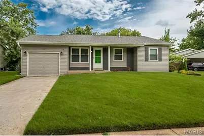 121 Foxtree Drive, Hazelwood, MO 63042 - Photo 1