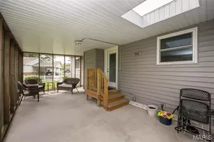 121 Foxtree Dr, Hazelwood, MO 63042 - Photo 16