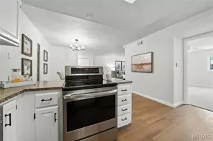 1400 Heritage Landing, Saint Charles, MO 63303 - Photo 8