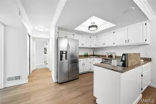 1400 Heritage Landing, Saint Charles, MO 63303 - Photo 6