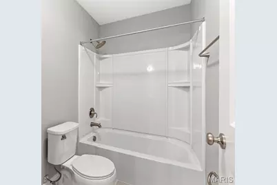 2 Pin Oak At Langeneckert Farms Estates, Saint Louis, MO 63129 - Photo 6