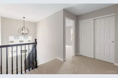 2213 Rule Avenue, Maryland Heights, MO 63146 - Photo 2