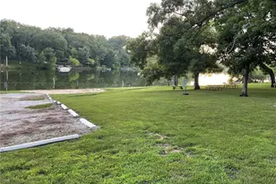 421 Park Ln, Union, MO 63084 - Photo 24