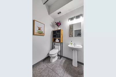 2020 Washington Avenue #307, Saint Louis, MO 63103 - Photo 32