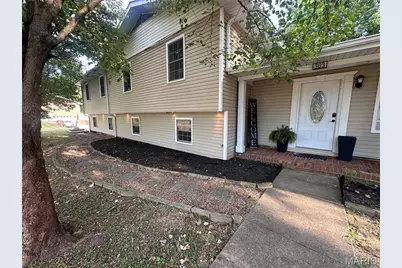 303 Kennedy Drive, Sikeston, MO 63801 - Photo 4