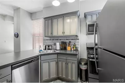 2350 Hickory Street, Saint Louis, MO 63104 - Photo 8