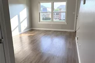 1630 Meyer Dr, Saint Charles, MO 63303 - Photo 4