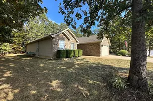 407 Ahr Strom Dr, Robertsville, MO 65066 - Photo 6