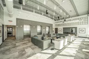 8025 Maryland Ave, Saint Louis, MO 63105 - Photo 66