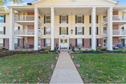 1511 Hampton Hall Drive #19 & 20, Chesterfield, MO 63017 - Photo 4