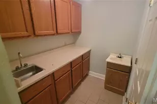 7617 Ivory Ave, Saint Louis, MO 63111 - Photo 12