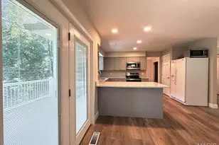 9748 Lee Dr, Hillsboro, MO 63050 - Photo 12