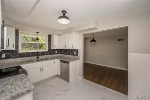 1877 Claudine Dr, Saint Louis, MO 63138 - Photo 12