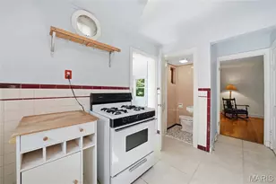 1077 N Jackson Ave, University City, MO 63130 - Photo 14