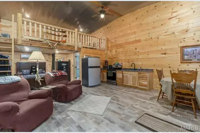 25243 Highway 32, Lebanon, MO 65536 - Photo 50