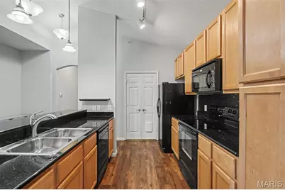 39 Kassebaum Lane #305, Saint Louis, MO 63129 - Photo 14
