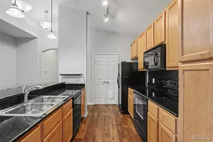 39 Kassebaum Ln, Saint Louis, MO 63129 - Photo 14