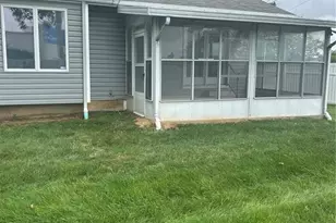 1723 Forest Hills Dr, Saint Charles, MO 63303 - Photo 8