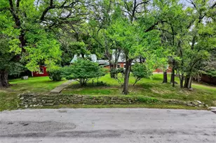 205 E 8th St, Hermann, MO 65041 - Photo 12
