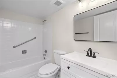 514 Coeur De Royale Drive #202, Creve Coeur, MO 63141 - Photo 34