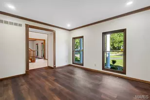 12817 Pointe Dr, Sunset Hills, MO 63127 - Photo 16