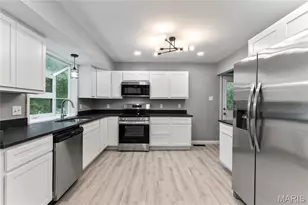 1480 Burning Tree Dr, Florissant, MO 63033 - Photo 6