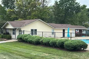 1620 Summergate Pkwy, Saint Charles, MO 63303 - Photo 20