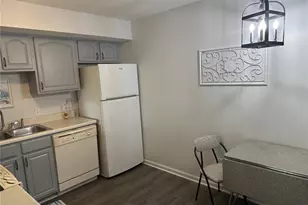 1620 Summergate Pkwy, Saint Charles, MO 63303 - Photo 18