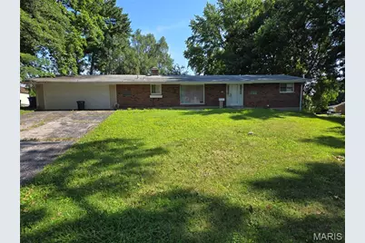 15 Elmwood Place, Saint Charles, MO 63301 - Photo 1