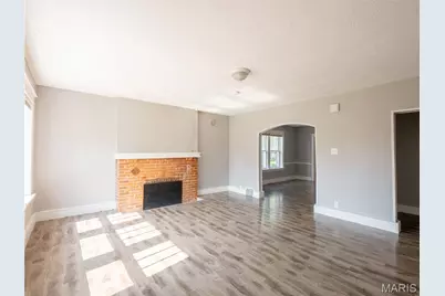 3529 Belaire Place, Saint Louis, MO 63121 - Photo 4