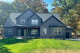 229 Victor Ct, Ballwin, MO 63021 - Photo 2