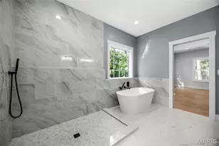 229 Victor Ct, Ballwin, MO 63021 - Photo 30