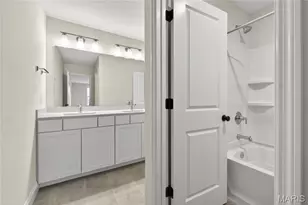 2017 Butte Trl Ct, Cottleville, MO 63304 - Photo 16