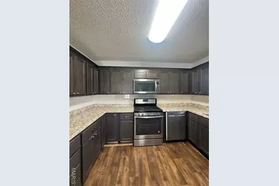 22 N New Madrid, Fenton, MO 63736 - Photo 10