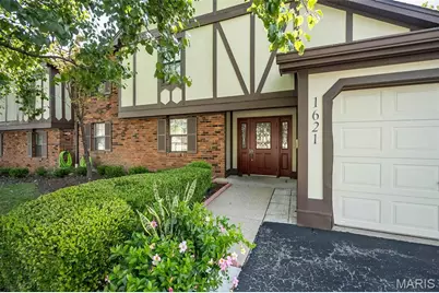 1621 Walpole Drive #B, Chesterfield, MO 63017 - Photo 2