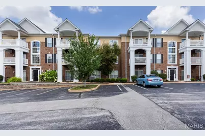 13101 Mill Crossing Court #302, Saint Louis, MO 63141 - Photo 2