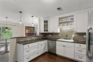 1304 Tahoe Valley Ct, Ballwin, MO 63021 - Photo 10