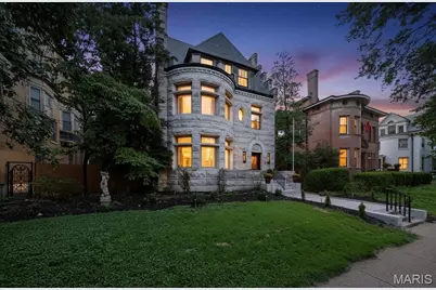 4410 Westminster Place, Saint Louis, MO 63108 - Photo 2