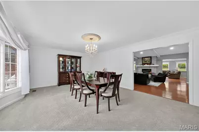 9 Kirken Knoll Drive, Town and Country, MO 63131 - Photo 4