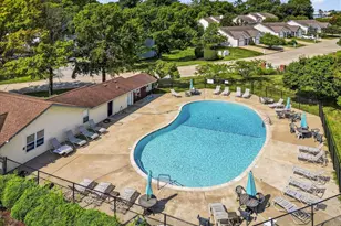 1329 Summergate Pkwy, Saint Charles, MO 63303 - Photo 34