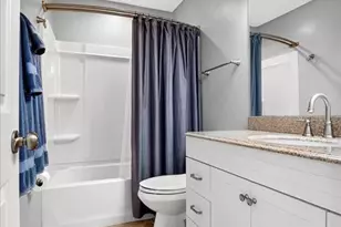 1329 Summergate Pkwy, Saint Charles, MO 63303 - Photo 20