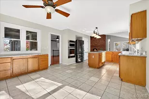 526 Prospector Ridge Dr, Wildwood, MO 63011 - Photo 4