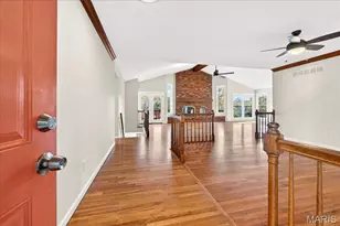 526 Prospector Ridge Dr, Wildwood, MO 63011 - Photo 2