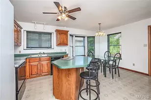 725 Woodrow Ave, Festus, MO 63028 - Photo 10
