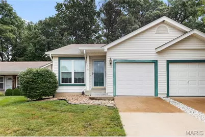 530 Spring Glen Drive, Ballwin, MO 63021 - Photo 2