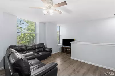 5300 Maple Avenue, Saint Louis, MO 63112 - Photo 14